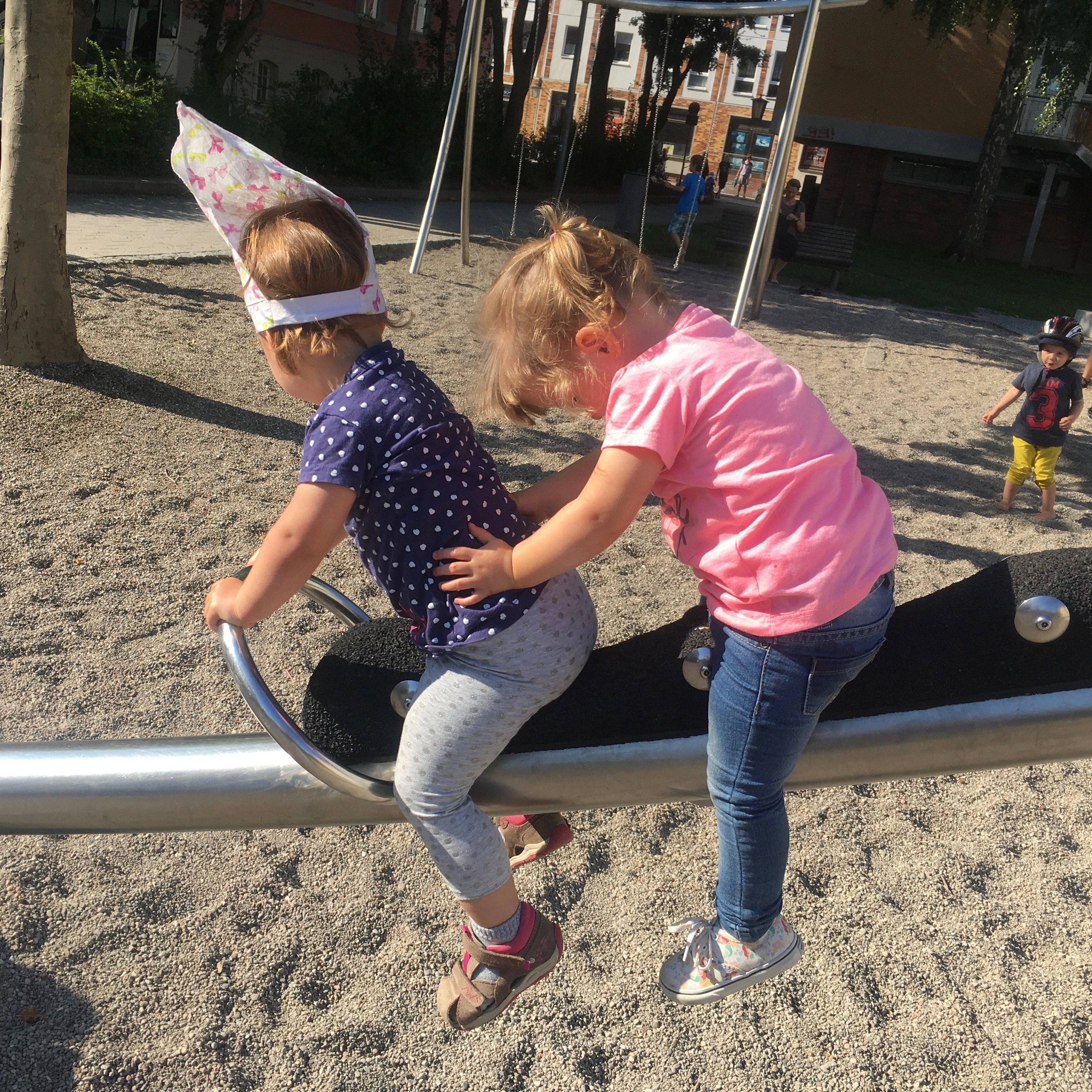 Auf unserem alten Spielplatz in der Innenstadt